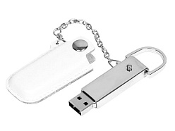 USB 2.0- флешка на 8 Гб в массивном корпусе с кожаным чехлом